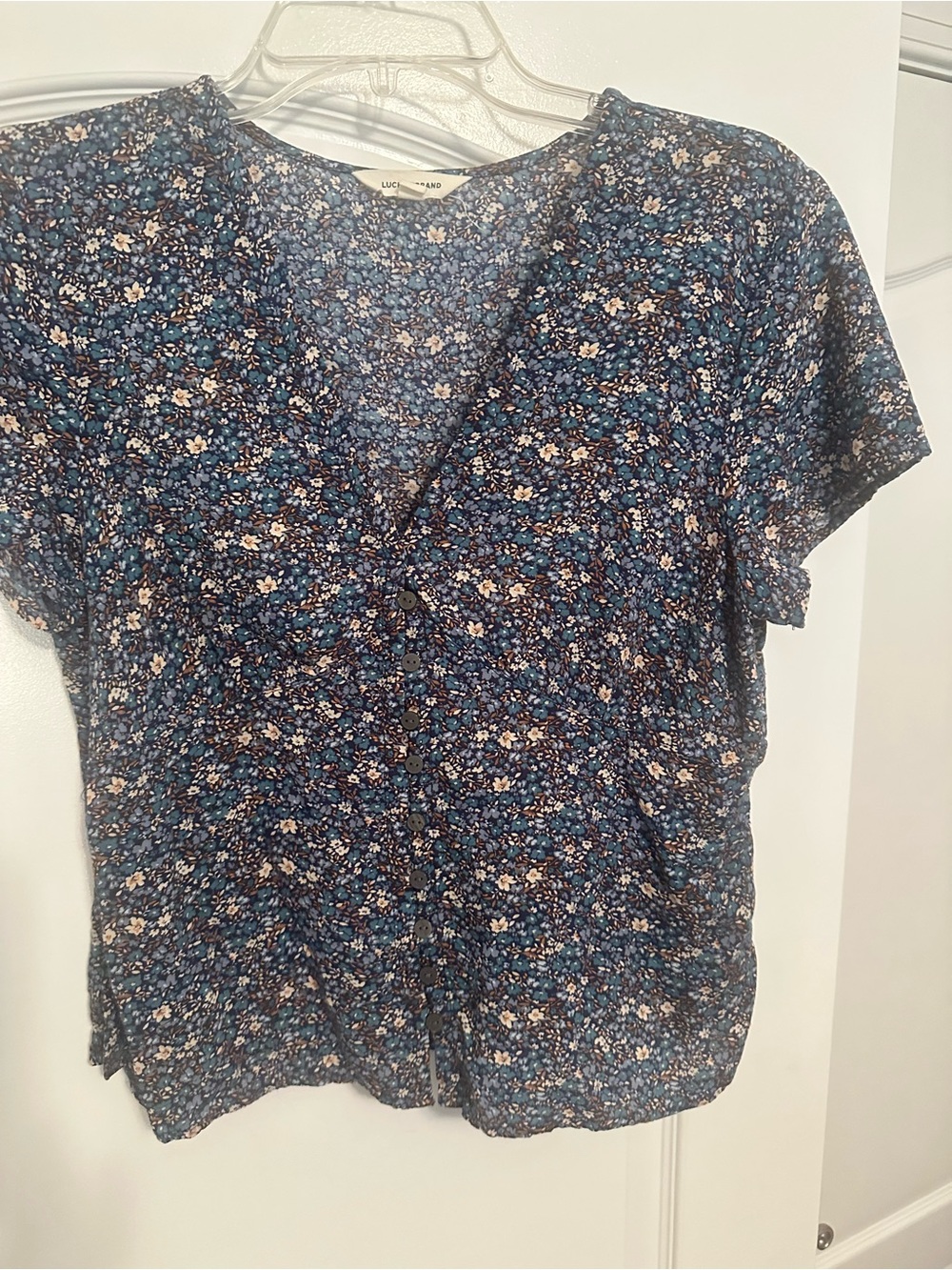 Lucky Brand Navy and Blue Floral Button-Front Blouse